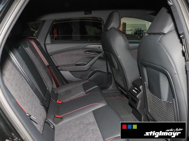 Audi A6 Avant e-tron BEV quattro